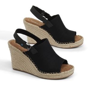 NWOT Toms Monica Black Wedges